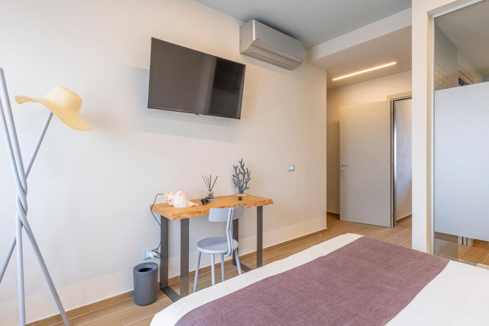 Luci Sul Mare -Boutique Rooms Follonica Esterno foto
